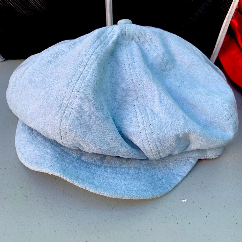 Liz Claboirne Hat